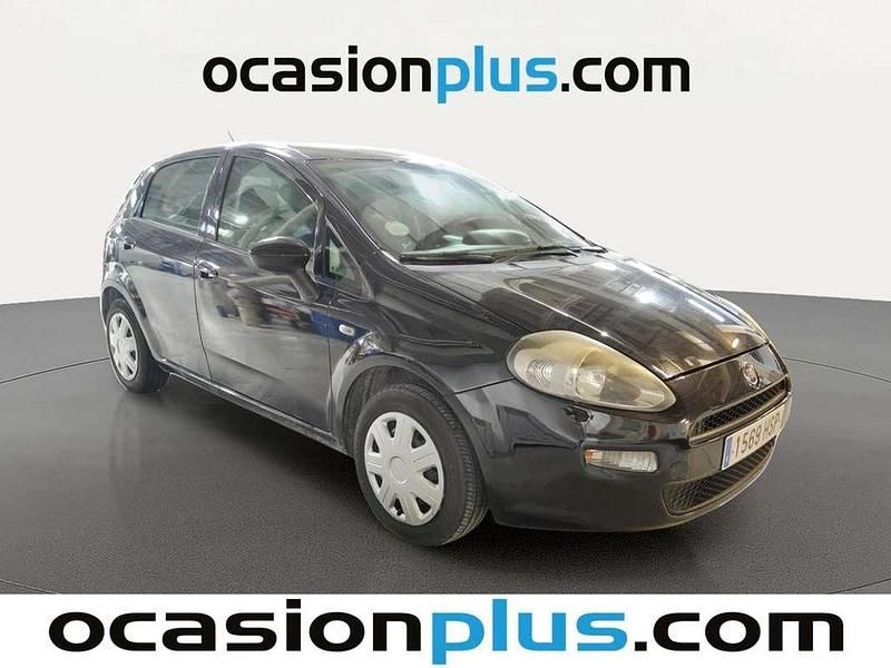 Usado Fiat Punto Pop 75 CV (55 kW) 2013 Negro Utilitario