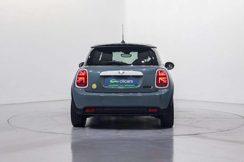 Usado Mini Cooper SE 135 kW (184 CV) 2022 Verde Utilitario
