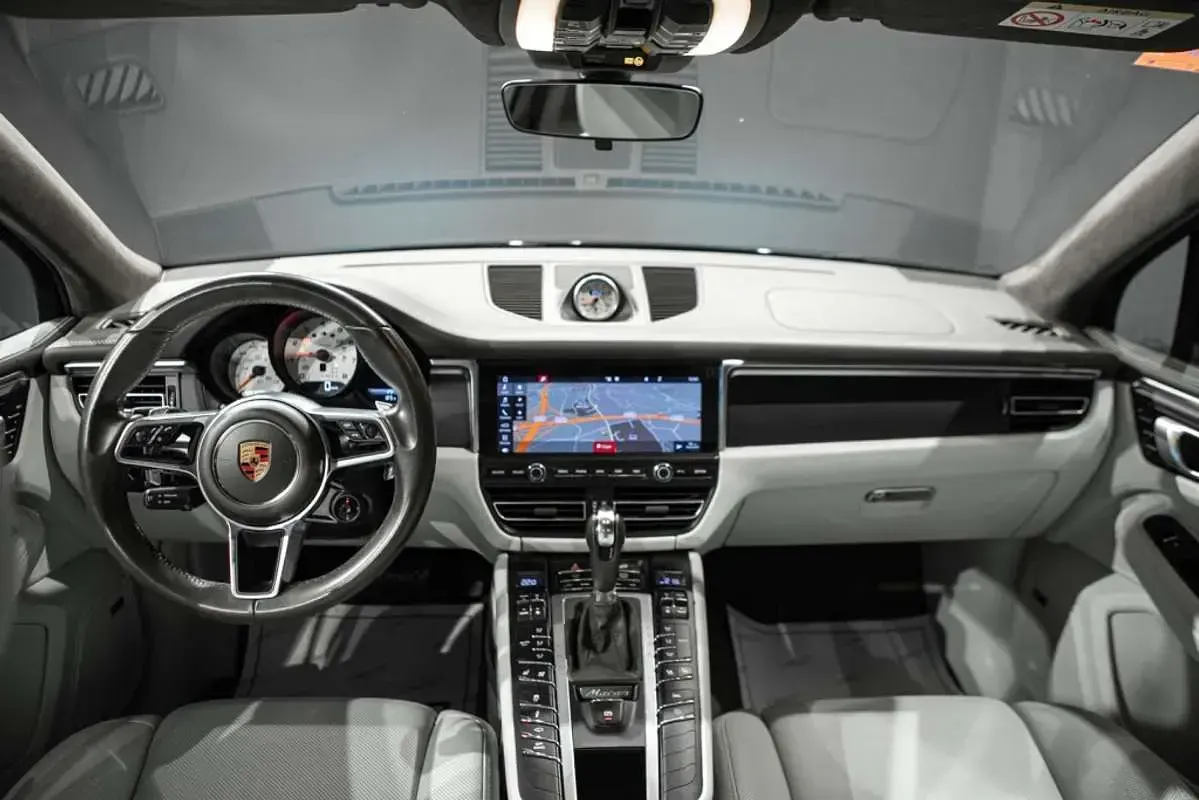 Usado Porsche Macan 245 CV (180 kW) 2019 Gris SUV