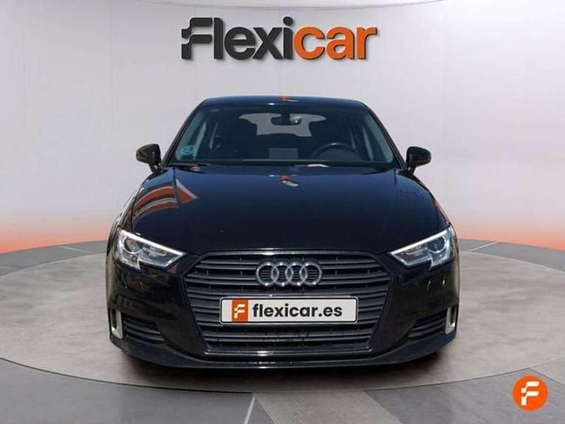 Usado Audi A3 Sportback Design 190 CV (139 kW) 2018 Negro Utilitario