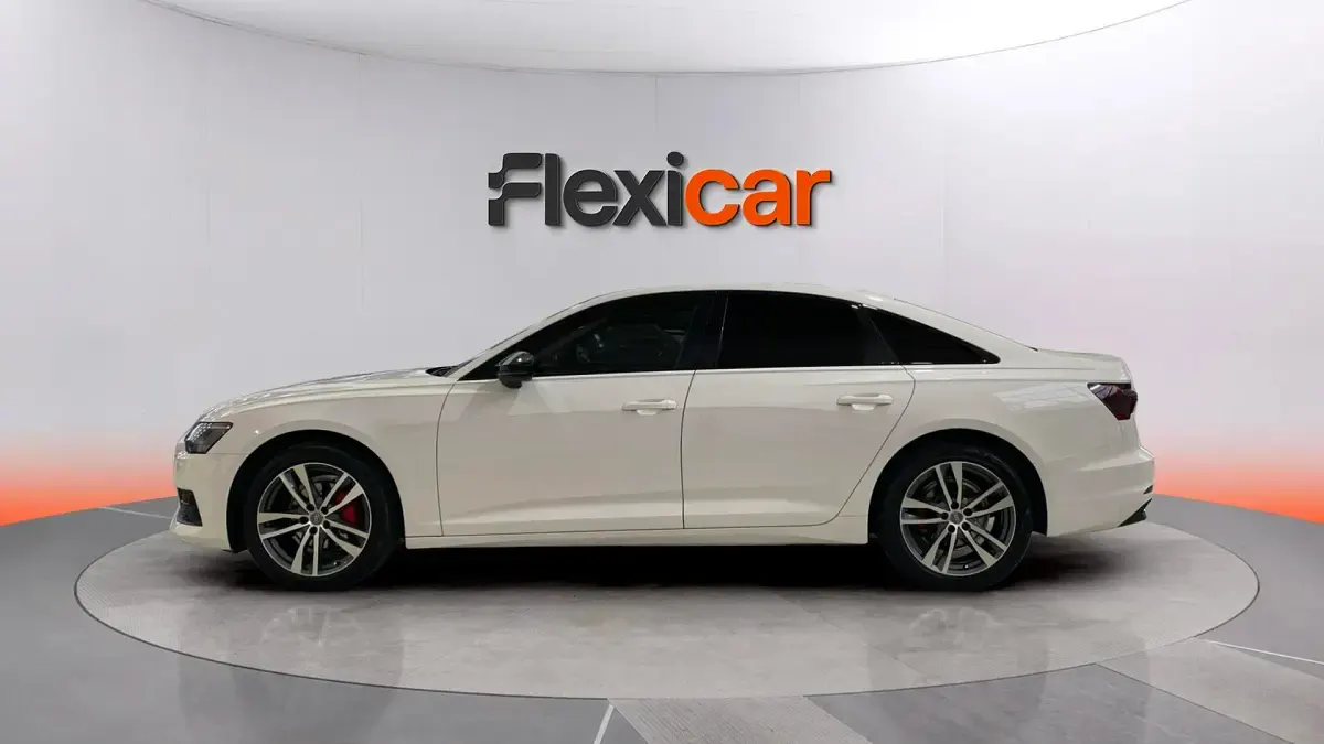 Używany Audi A6 Premium 204 KM (150 kW) 2019 Biały Sedan/Limuzyna