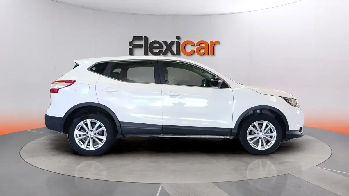 Usado Nissan Qashqai Acenta 116 CV (85 kW) 2015 Blanco SUV