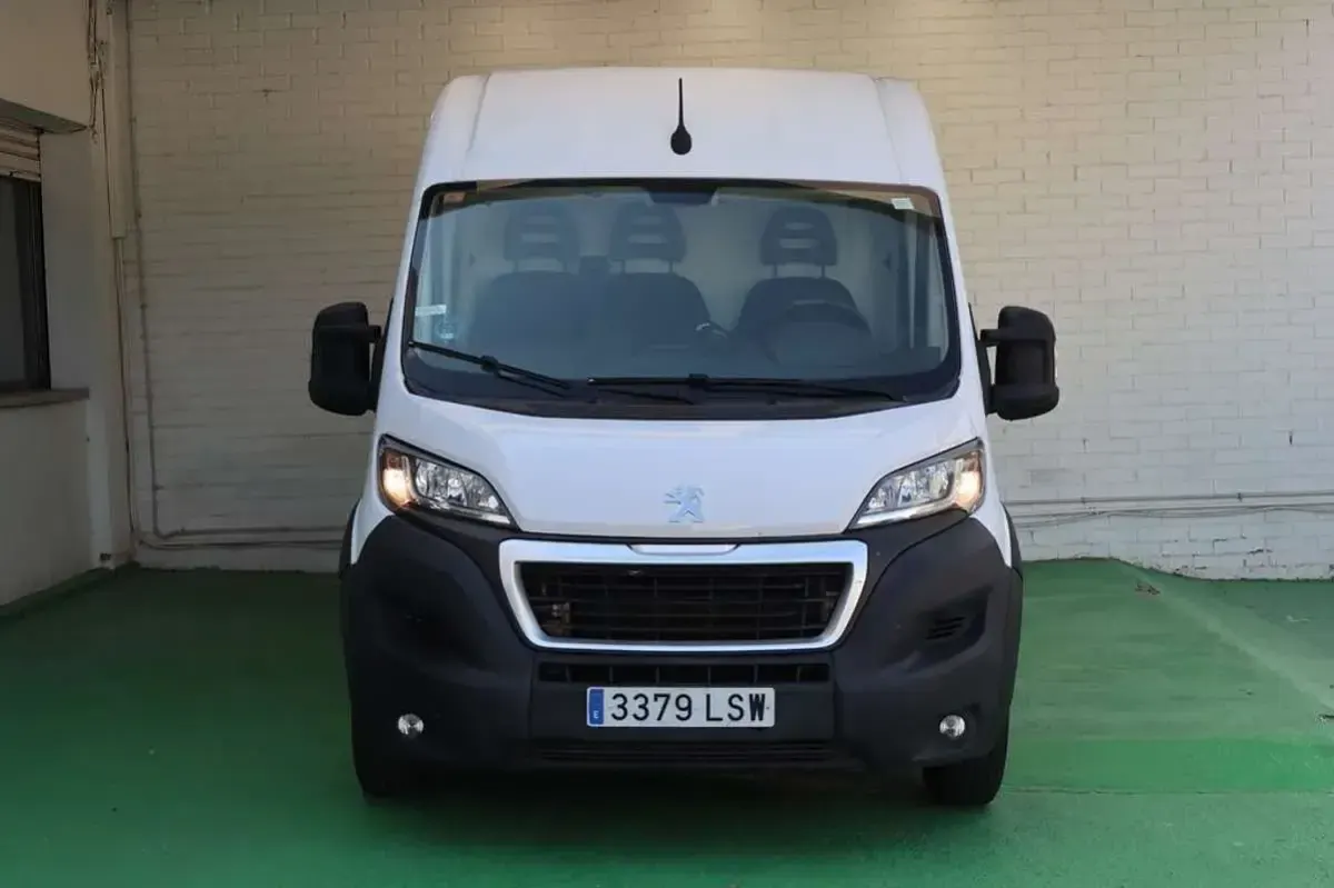 Usado Peugeot Boxer S 139 CV (102 kW) 2021 Blanco Van