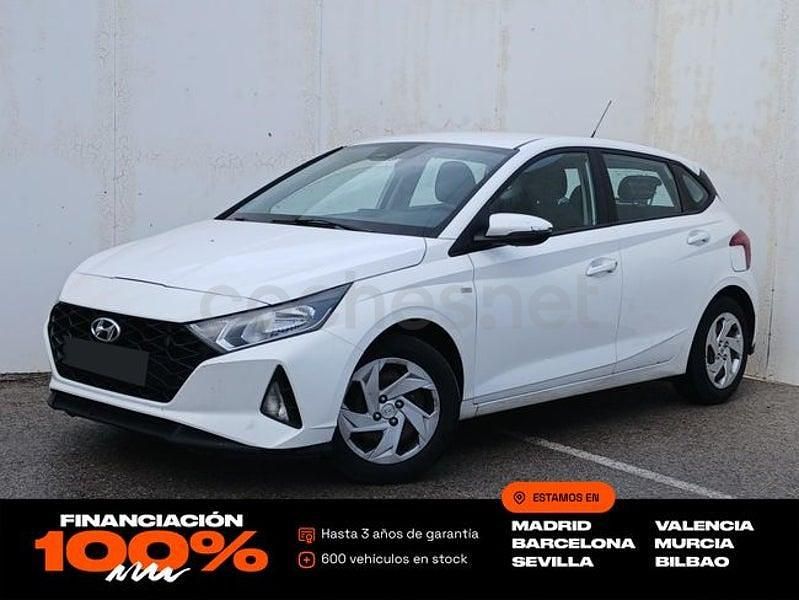 Usado Hyundai i20 100 CV (73 kW) 2021 Blanco Utilitario