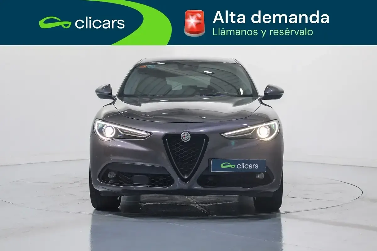 Usado Alfa Romeo Stelvio Veloce 210 CV (154 kW) 2020 Blanco SUV