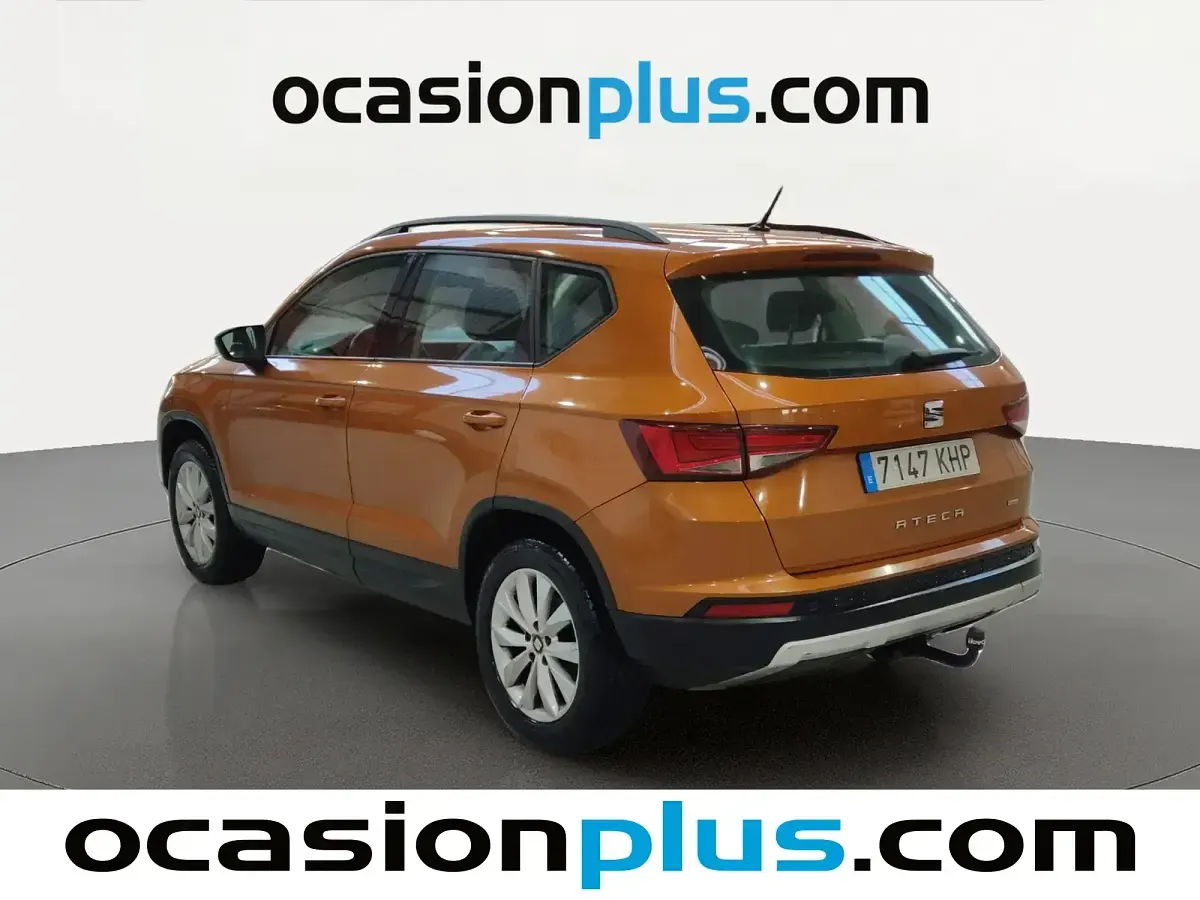 Usado Seat Ateca 4Drive 150 CV (110 kW) 2018 Naranja SUV