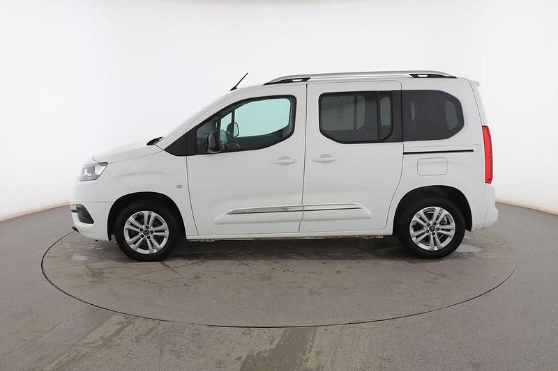Usado Toyota Proace Verso Active 110 CV (80 kW) 2022 Blanco Familiar