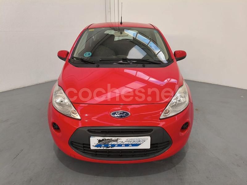 Usado Ford Ka Trend 69 CV (50 kW) 2015 Rojo Berlina