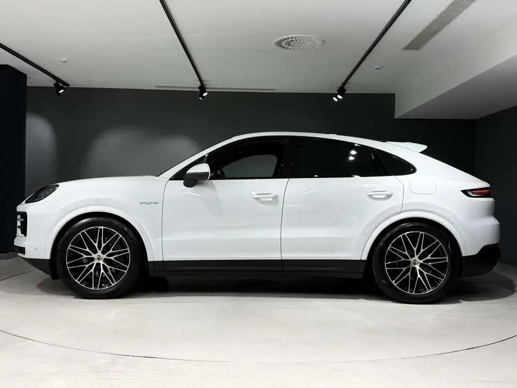 Usado Porsche Cayenne 470 CV (345 kW) 2024 Blanco SUV