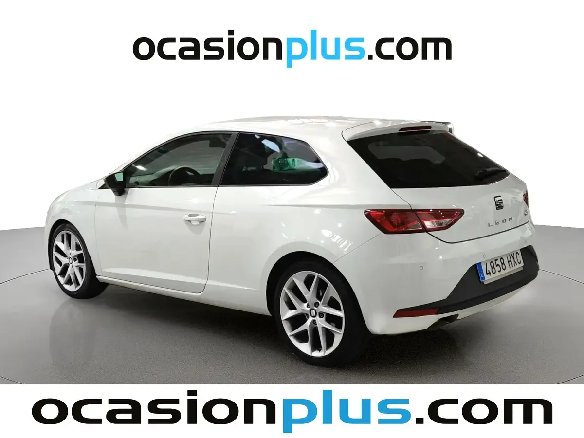 Usado Seat Leon FR 140 CV (102 kW) 2014 Blanco Utilitario