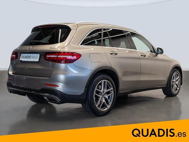 Usado Mercedes GLC250 204 CV (150 kW) 2019 Beige SUV