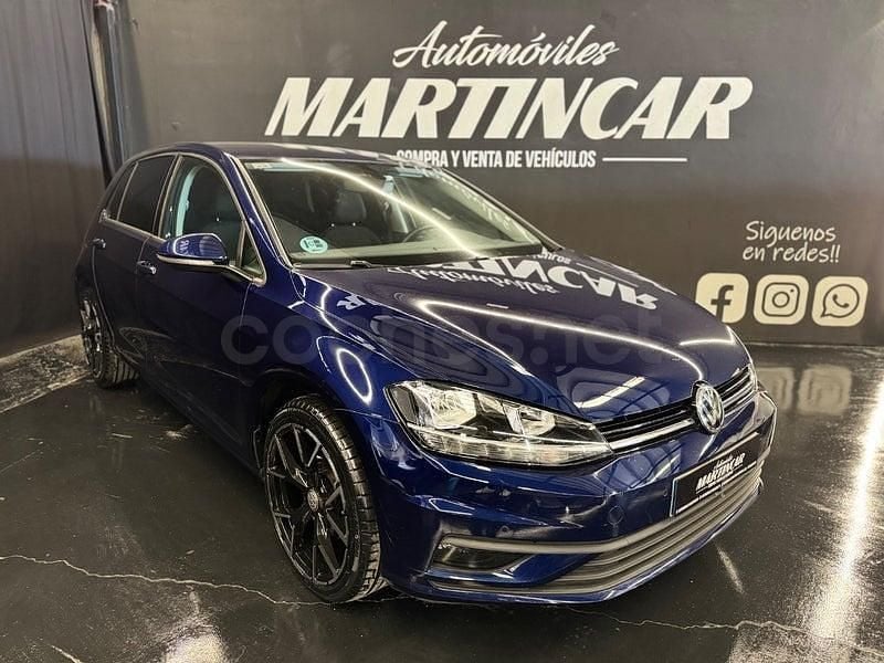 Usado VW Golf VII Advance 115 CV (84 kW) 2020 Azul Berlina