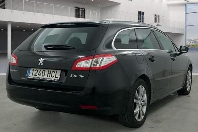Usado Peugeot 508 Allure 140 CV (102 kW) 2011
