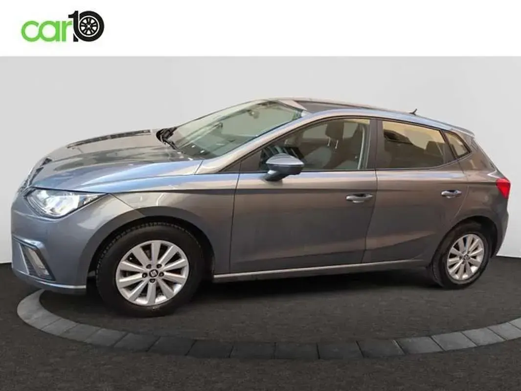 Usado Seat Ibiza Style 75 CV (55 kW) 2018 Gris Utilitario