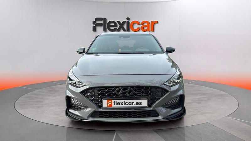 Usado Hyundai i30 N Line 120 CV (88 kW) 2023 Gris Berlina