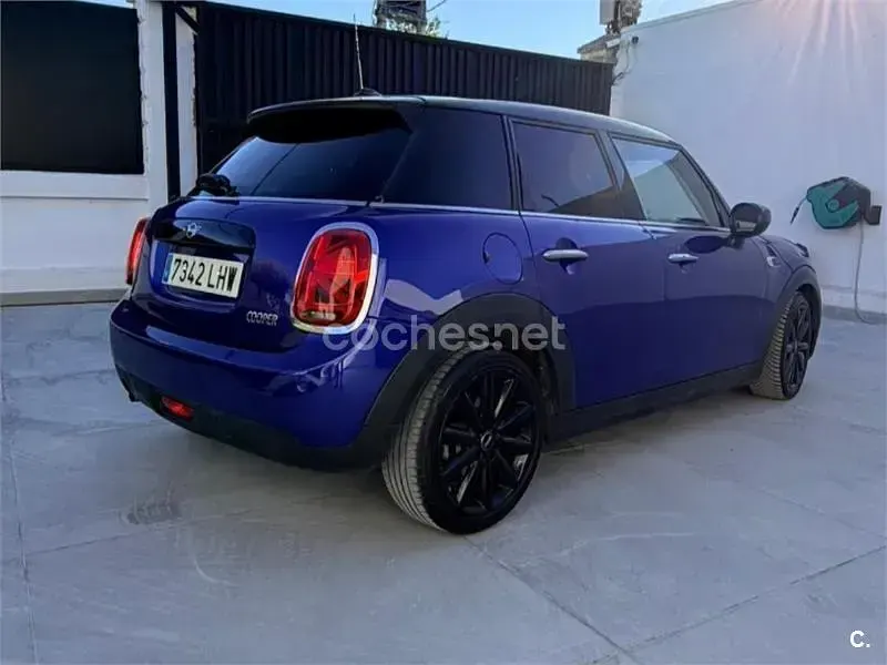 Usado Mini Cooper 136 CV (100 kW) 2020 Azul Utilitario