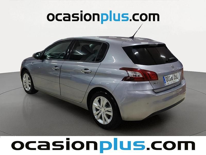 Usado Peugeot 308 Style 130 CV (95 kW) 2016 Gris