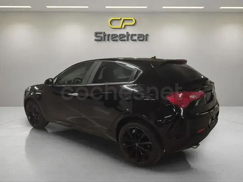 Usado Alfa Romeo Giulietta 120 CV (88 kW) 2017 Negro Utilitario