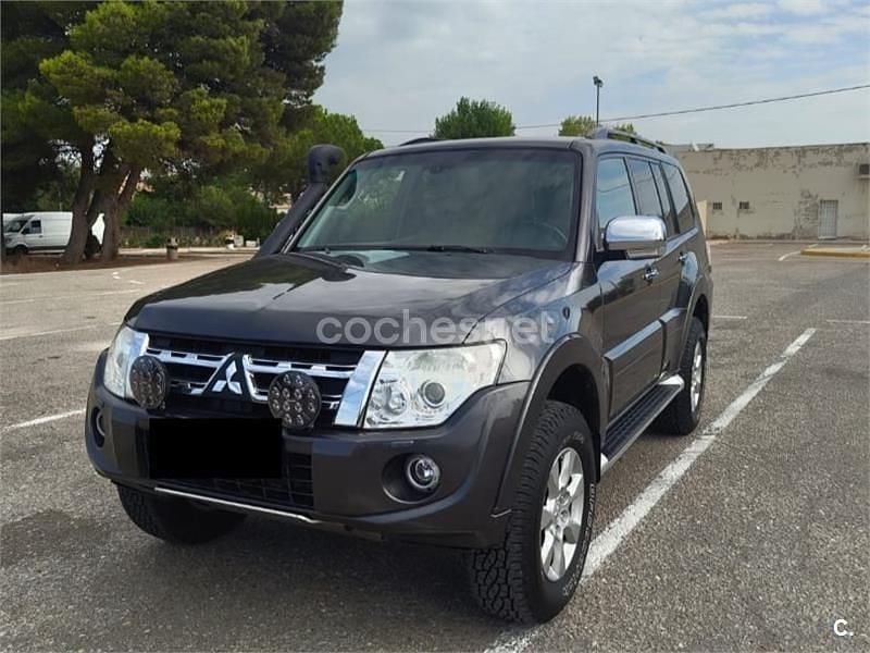 Negro Usado 2012 Mitsubishi Montero Motion SUV | 23.000 € (Buen precio) - Imagen 1/4