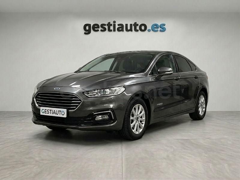 Usado Ford Mondeo Titanium 187 CV (137 kW) 2019 Marrón Berlina