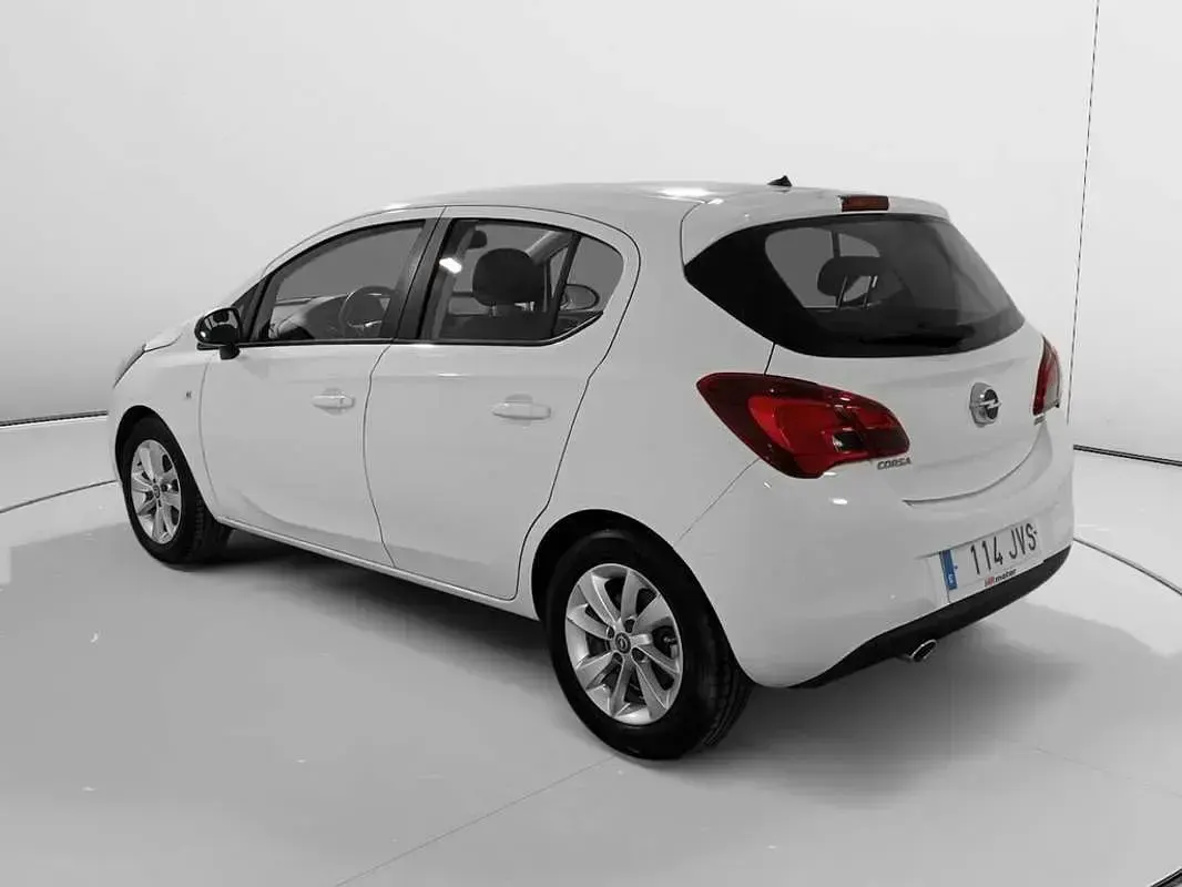 Usado Opel Corsa Selective 95 CV (69 kW) 2016 Blanco Utilitario