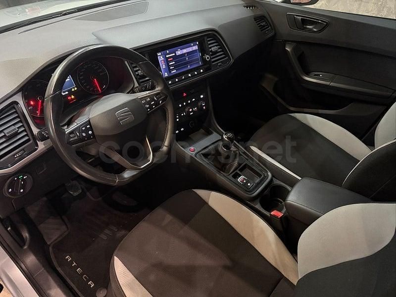 Usado Seat Ateca Style 110 CV (80 kW) 2021 Gris / plata SUV