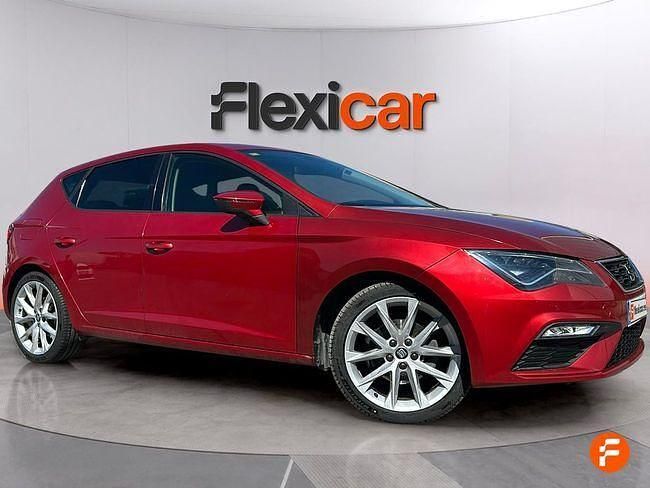 Usado Seat Leon FR 150 CV (110 kW) 2018 Rojo