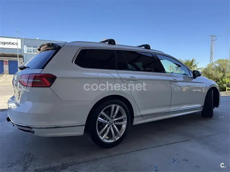 Usado VW Passat Sportline 190 CV (139 kW) 2016 Blanco Familiar