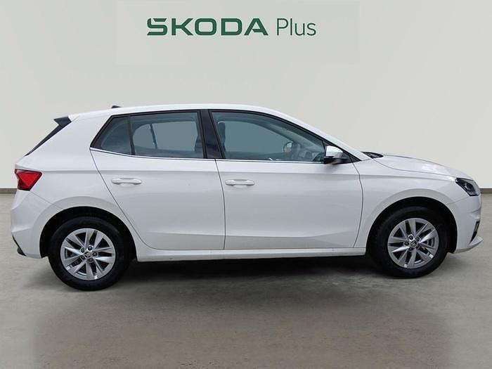 Usado Skoda Fabia Ambition 80 CV (58 kW) 2023 Blanco Utilitario