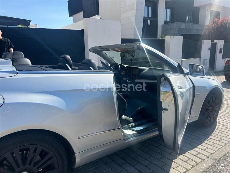 Usado Mercedes E220 Avantgarde 170 CV (125 kW) 2010 Gris / plata Descapotable