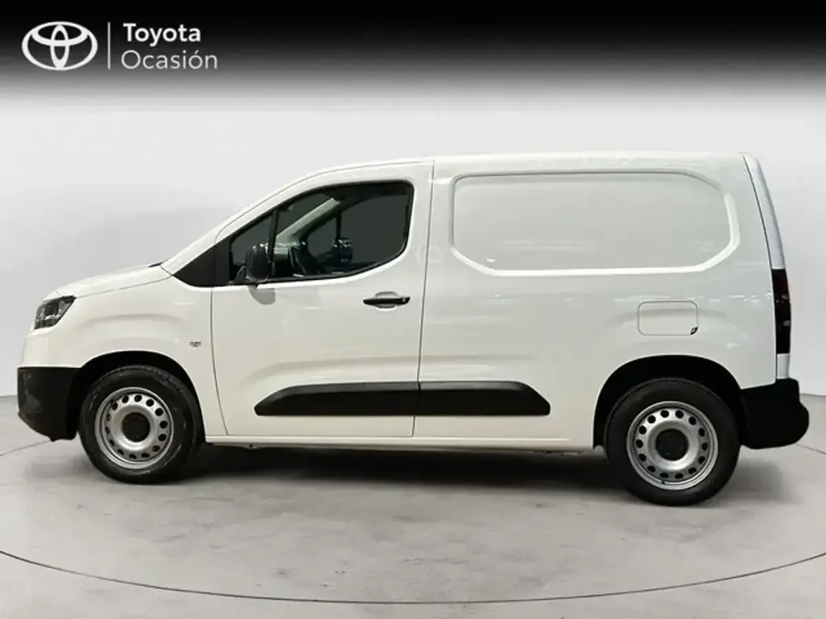 Usado Toyota Proace City City 100 CV (73 kW) 2020 Blanco Monovolumen