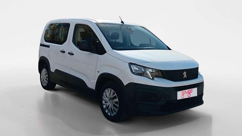 Käytetty Peugeot Rifter Access 101 HP (74 kW) 2020 Tila-auto