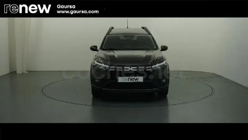 Usado Dacia Jogger Expression 100 CV (73 kW) 2025 Blanco Monovolumen
