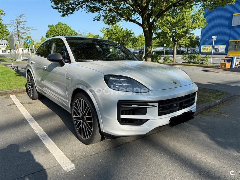Beige Usado 2024 Porsche Cayenne SUV | 108.000 € - Imagen 1/3