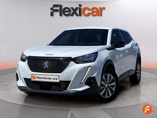 Usado Peugeot 2008 Active 100 CV (73 kW) 2021 Blanco SUV