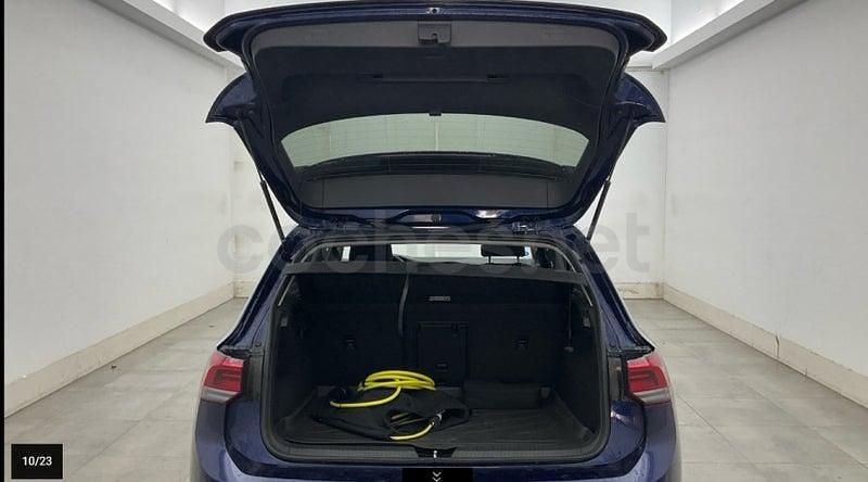 Usado VW Golf VIII 204 CV (150 kW) 2023 Azul Berlina