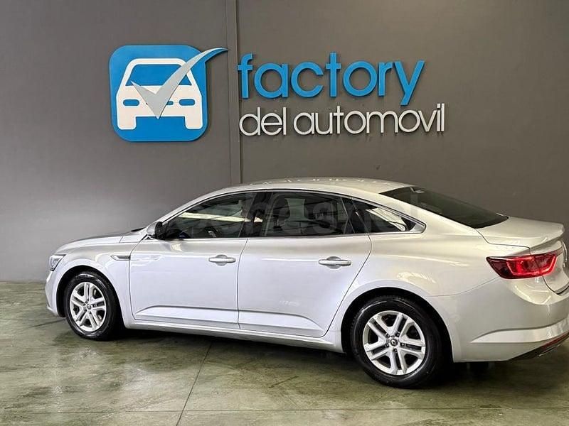 Usado Renault Talisman Business 120 CV (88 kW) 2020 Gris / plata Berlina