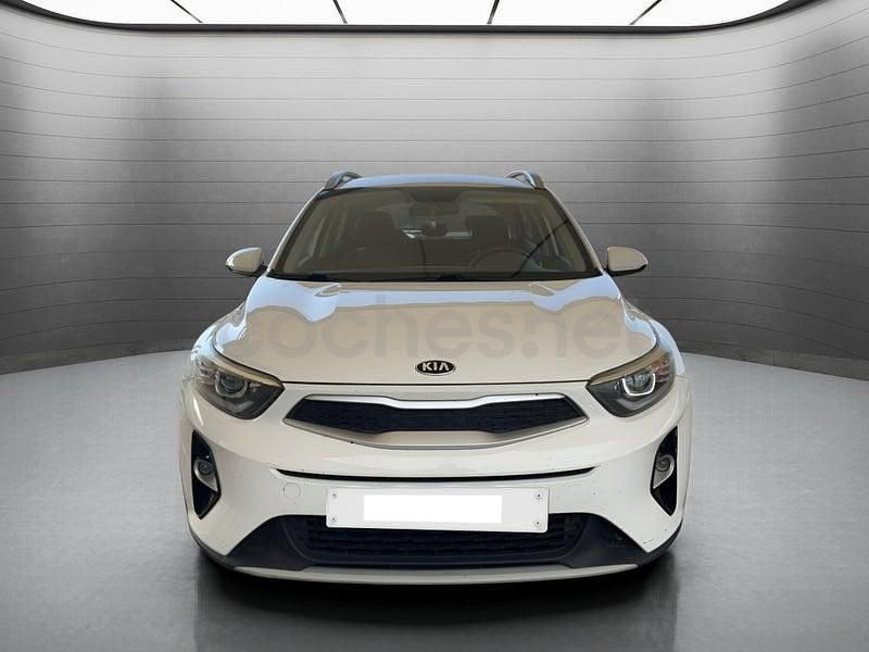 Usado Kia Stonic 100 CV (73 kW) 2018 Blanco SUV