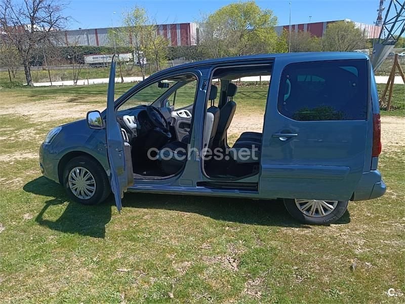 Usado Citroën Berlingo 92 CV (67 kW) 2013 Azul Monovolumen