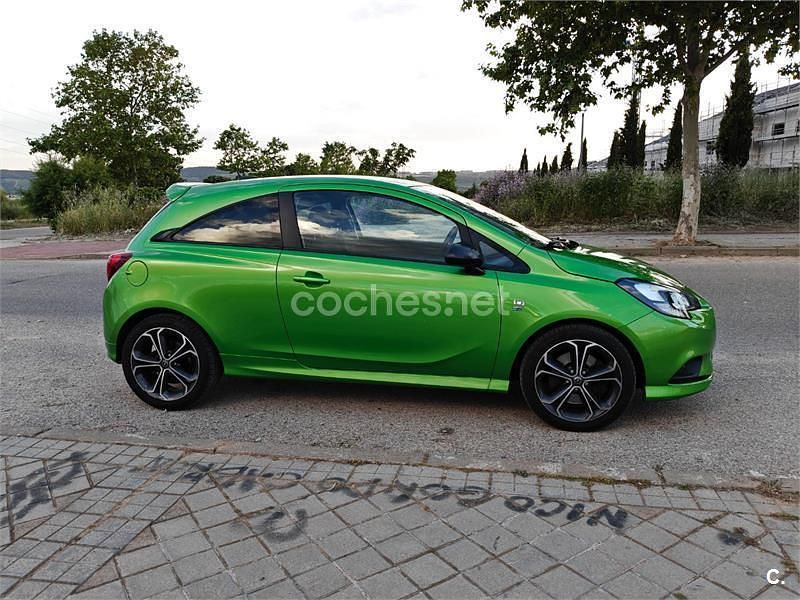 Usado Opel Corsa 150 CV (110 kW) 2018 Verde Berlina