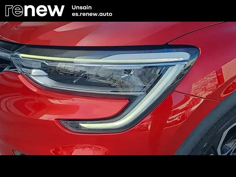 Usado Renault Arkana Techno 140 CV (102 kW) 2023 Rojo SUV