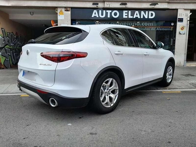 Blanco Usado 2019 Alfa Romeo Stelvio SUV | 34.300 € (Caro) - Imagen 1/4