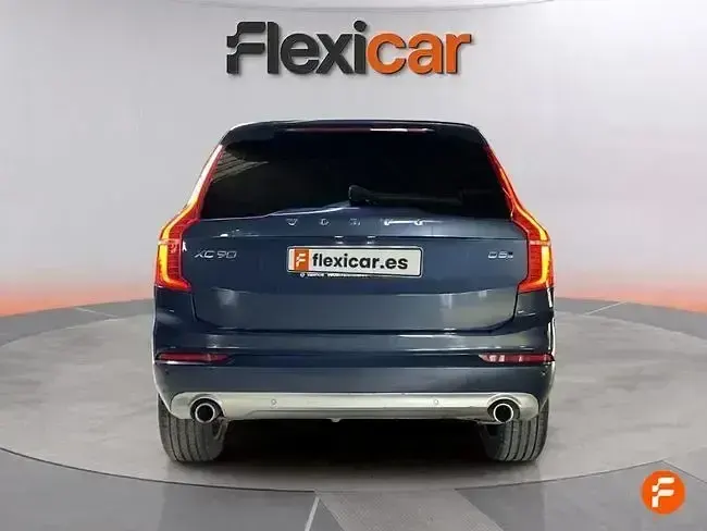 Usado Volvo XC90 Momentum 235 CV (172 kW) 2019 Azul SUV