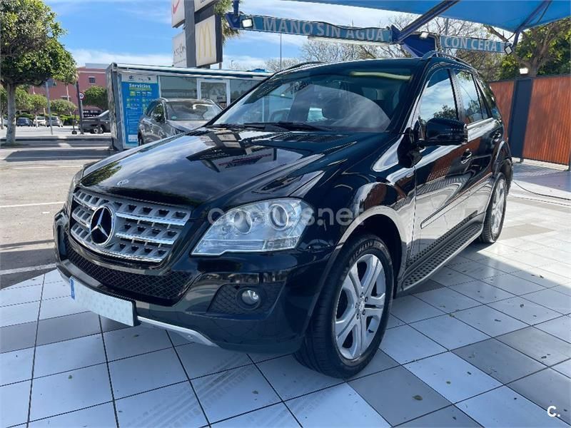 Negro Usado 2011 Mercedes ML300 SUV | 17.500 € (Precio justo) - Imagen 1/4