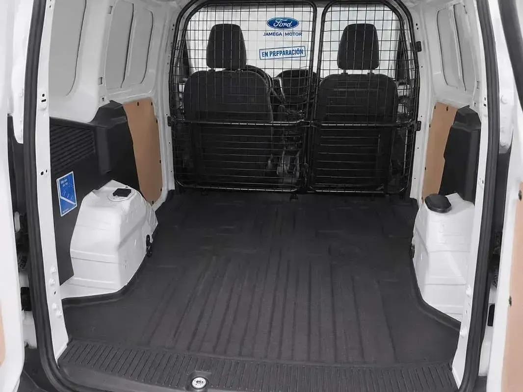 Usado Ford Transit Courier Trend 102 CV (75 kW) 2020 Blanco Van