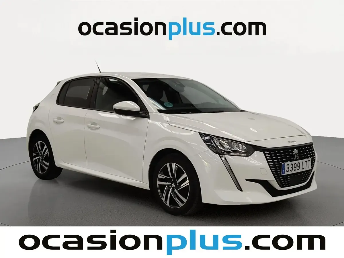Usado Peugeot 208 Allure 100 CV (73 kW) 2021 Blanco Utilitario