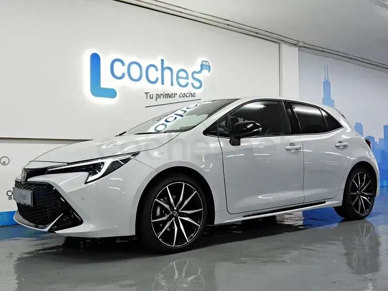 Usado Toyota Corolla 140 CV (102 kW) 2025 Beige Berlina