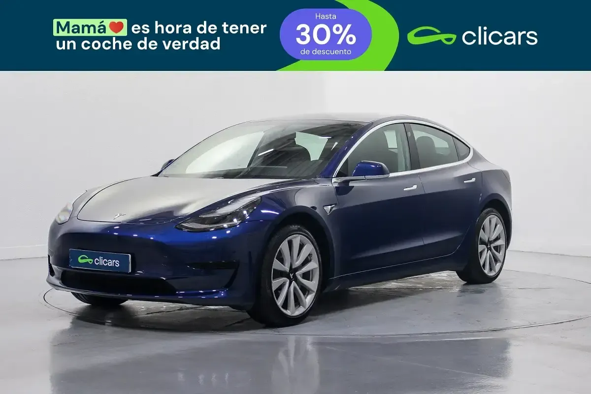 Käytetty Tesla Model 3 Standard Range 239 kW (325 HP) 2019 Sininen Sedan
