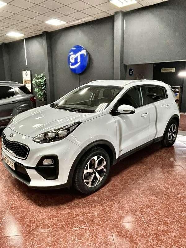 Usado Kia Sportage 136 CV (100 kW) 2022 Blanco SUV