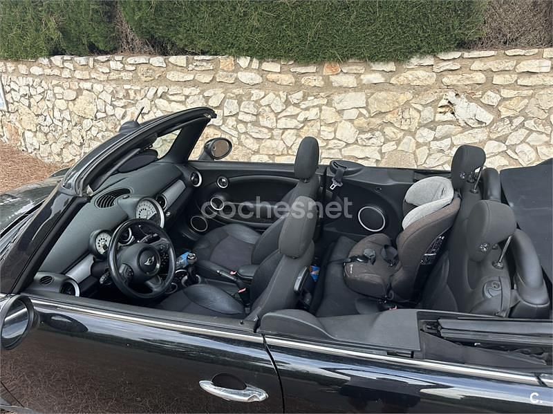 Usado Mini Cooper D Cabriolet 112 CV (82 kW) 2011 Negro Descapotable